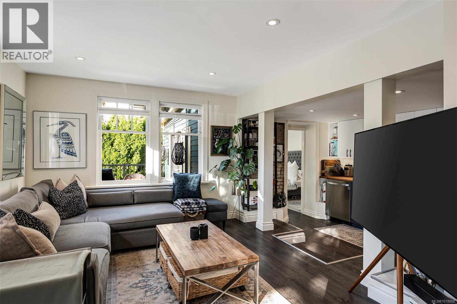  1141 Fort Street, Victoria