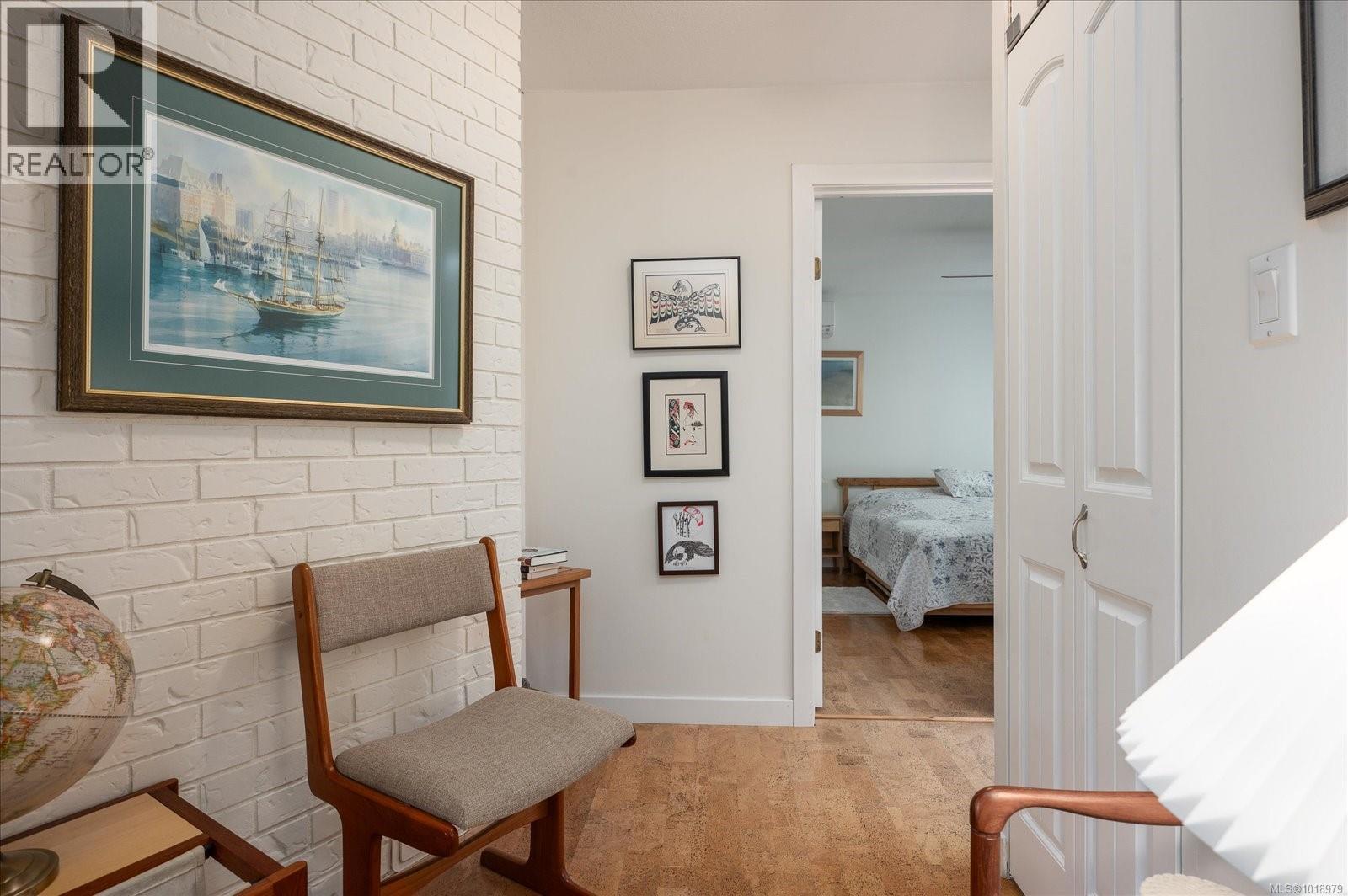 498 DALMATIAN Dr, Parksville