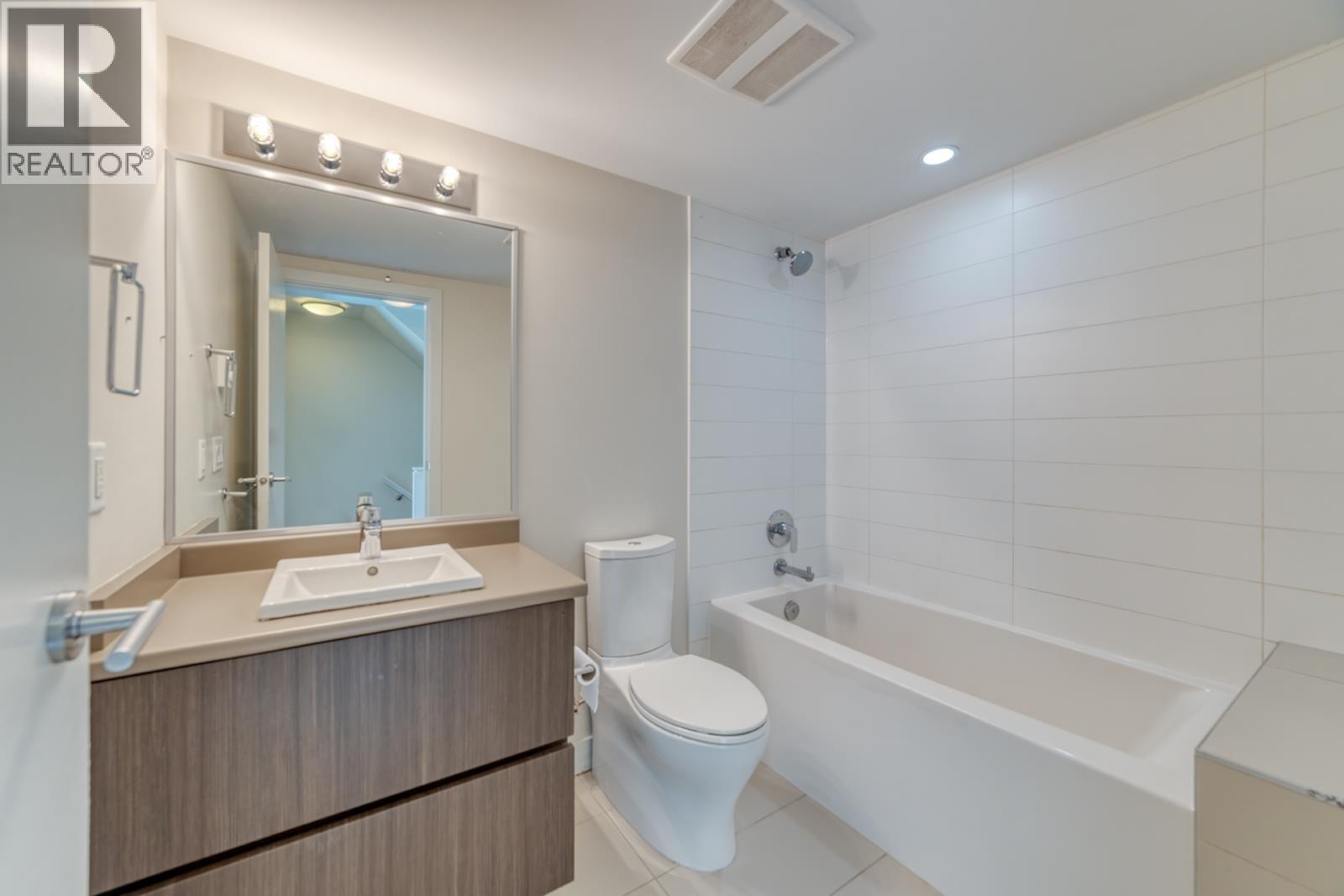 27 7458 BRITTON STREET, Burnaby