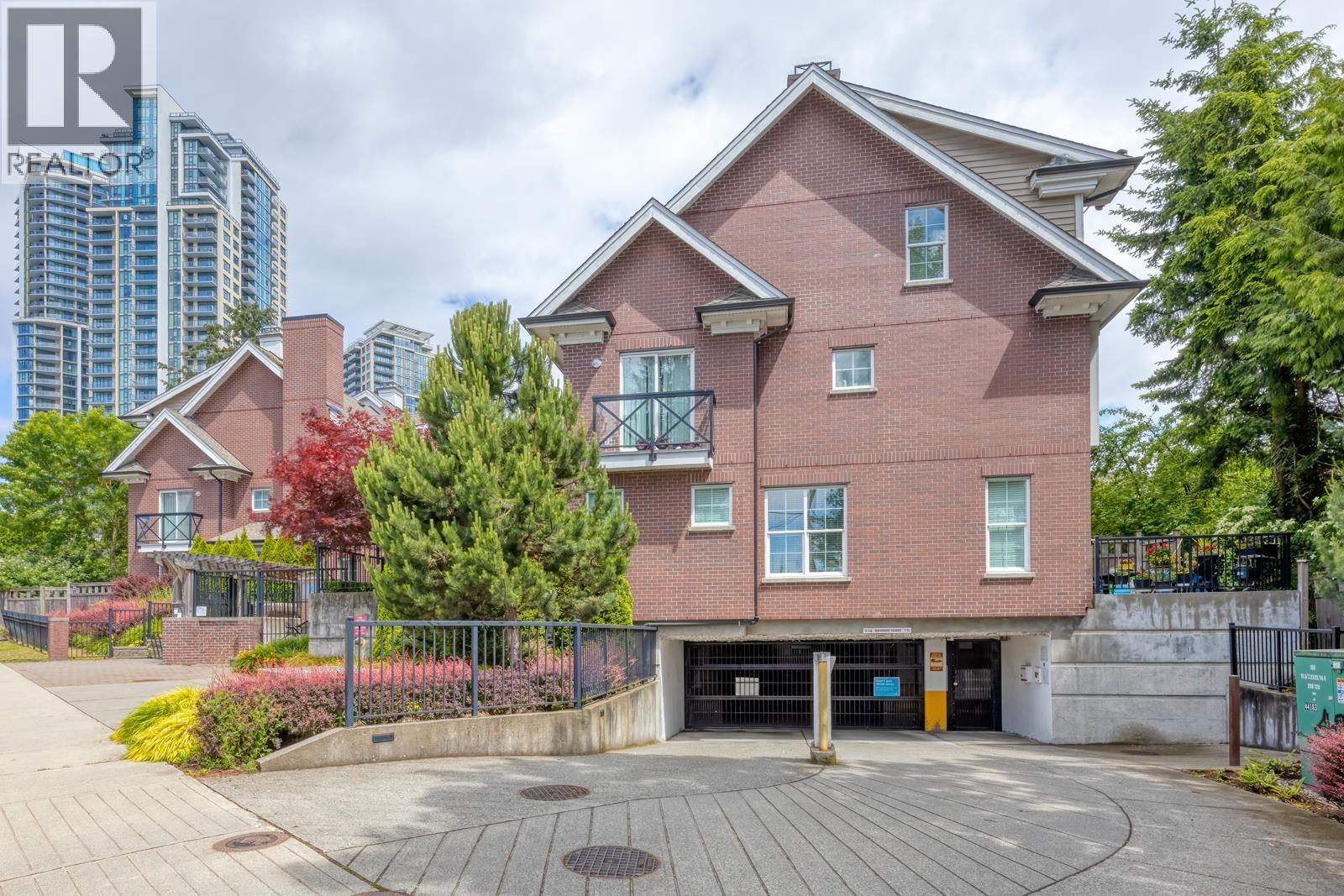 27 7458 BRITTON STREET, Burnaby