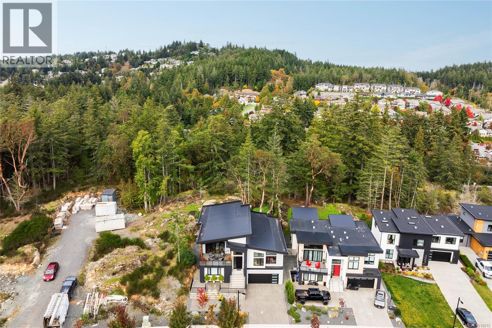 640 Medalist Ave, Colwood