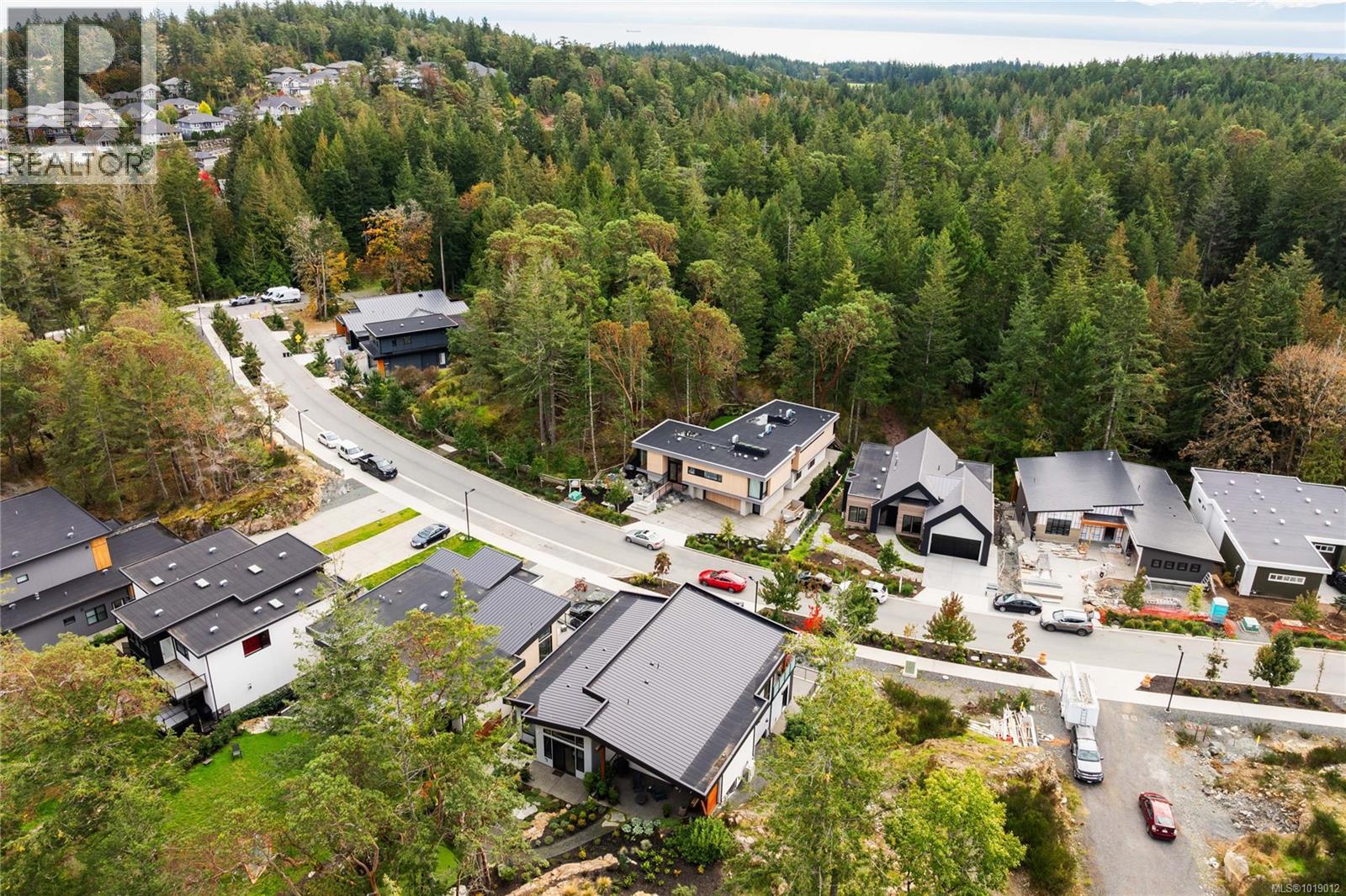 640 Medalist Ave, Colwood