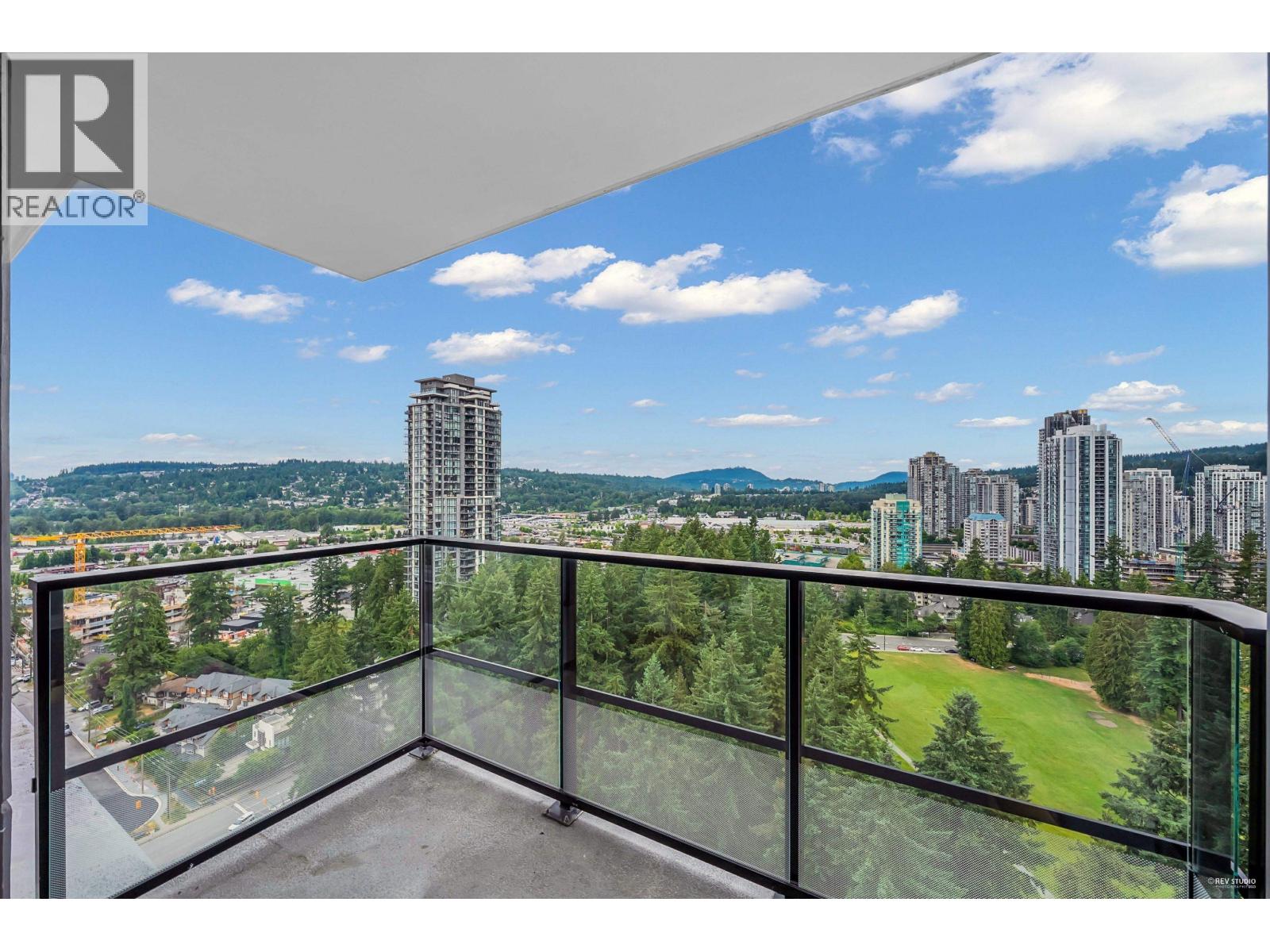 2404 3096 WINDSOR GATE, Coquitlam