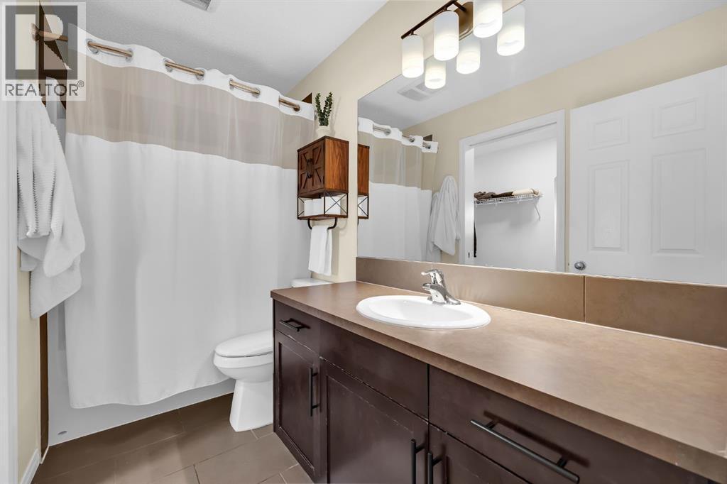 Single Family House for Sale in  Country Village Manor NE Country Hills Village Calgary 