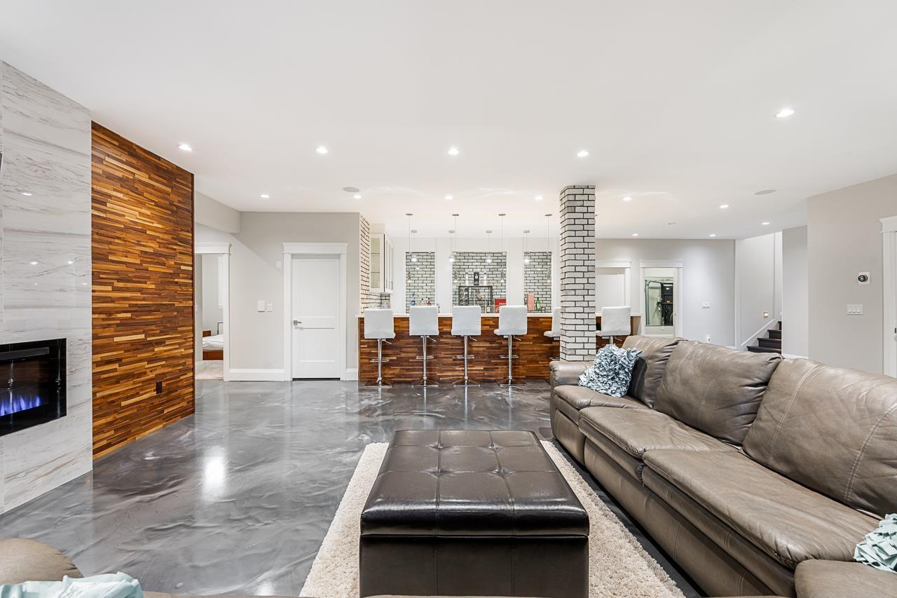 21795 86A AVENUE, Langley