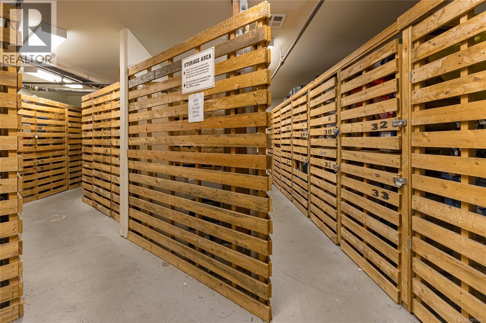 410 2560 Wark Street, Victoria