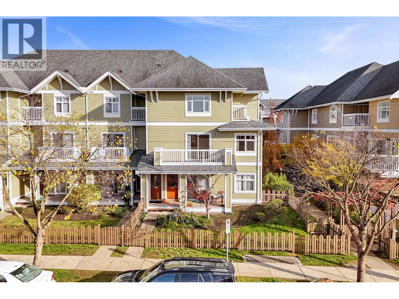 157 7388 MACPHERSON AVENUE, Burnaby