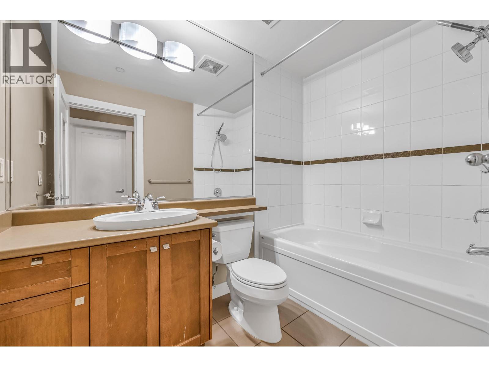 157 7388 MACPHERSON AVENUE, Burnaby