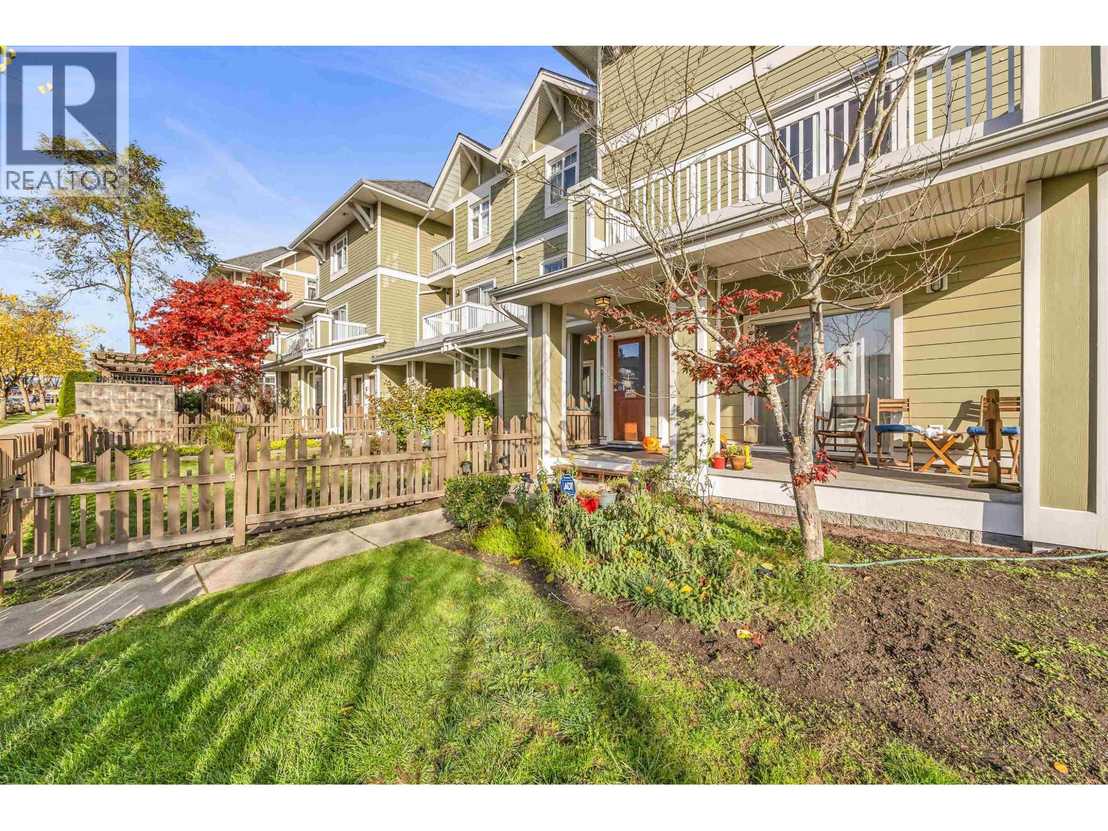 157 7388 MACPHERSON AVENUE, Burnaby