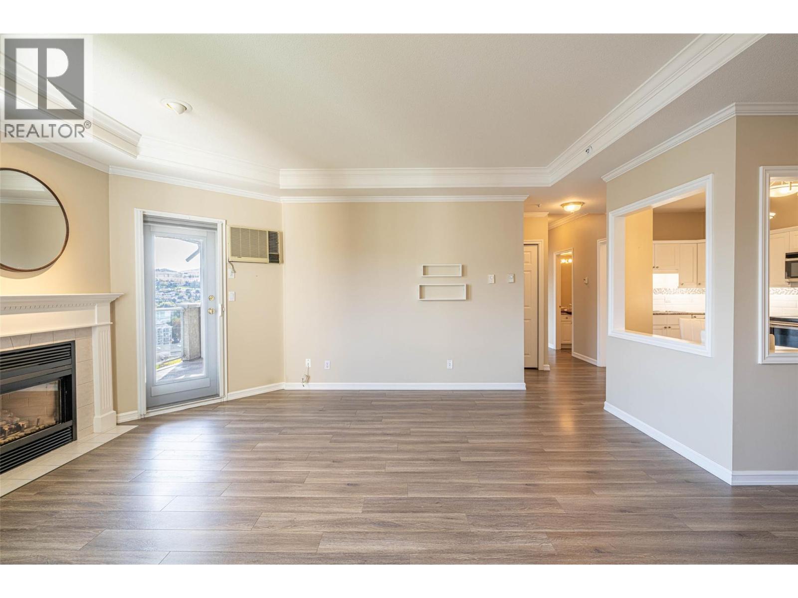 3300 Centennial Drive Unit# 411, Vernon