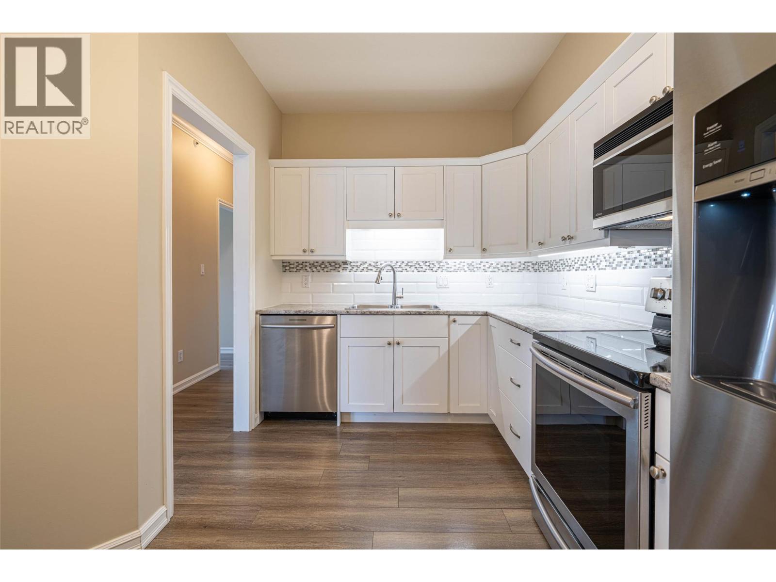 3300 Centennial Drive Unit# 411, Vernon