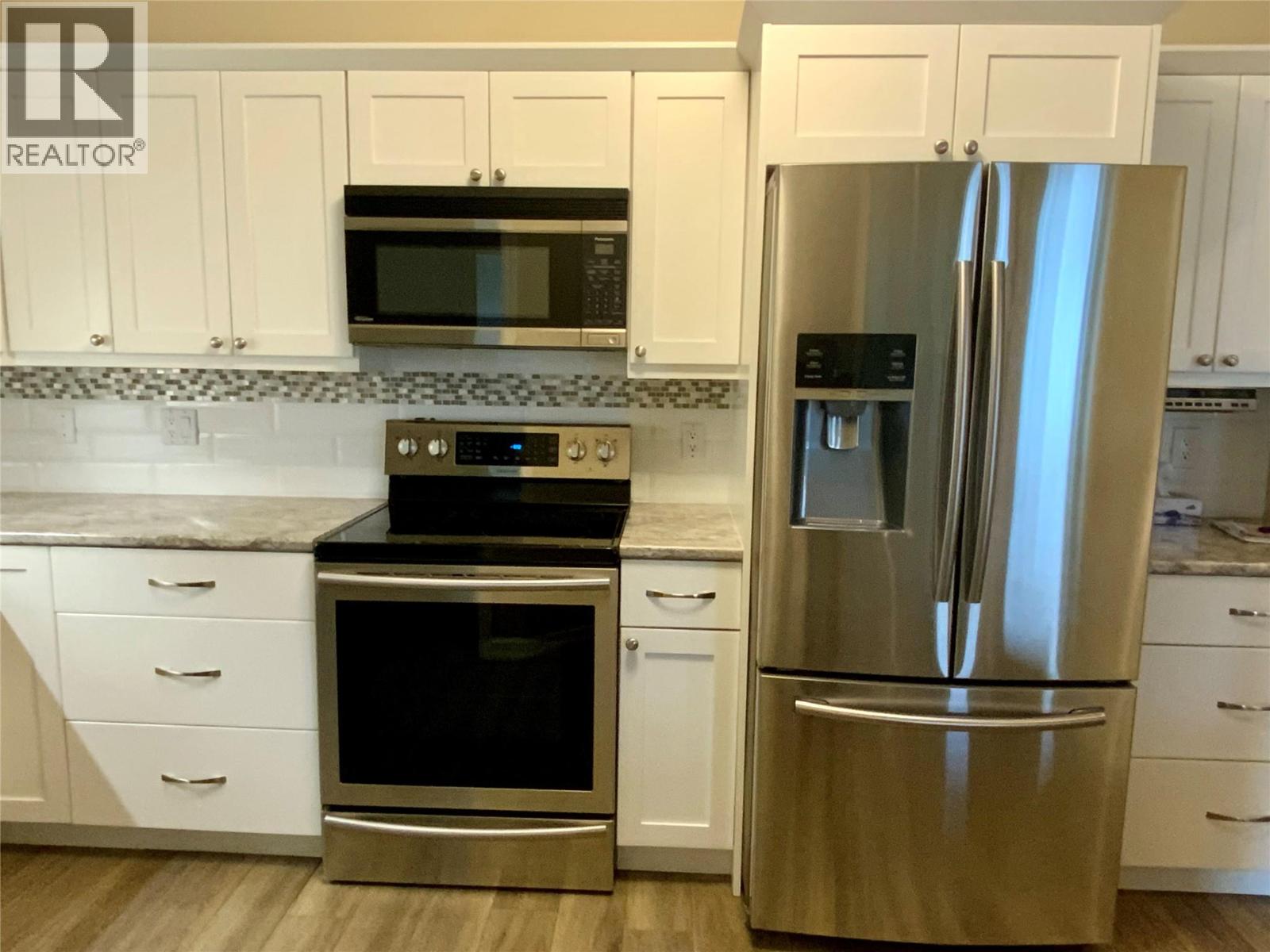 3300 Centennial Drive Unit# 411, Vernon