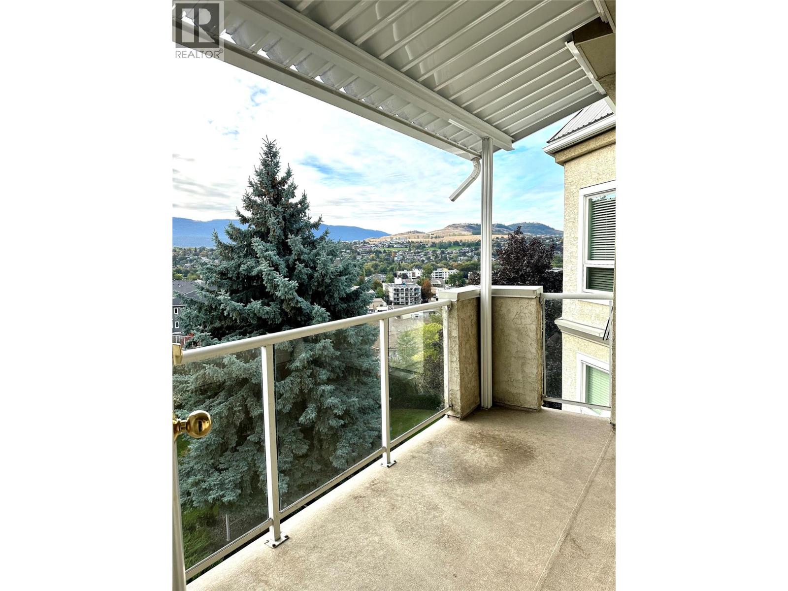 3300 Centennial Drive Unit# 411, Vernon