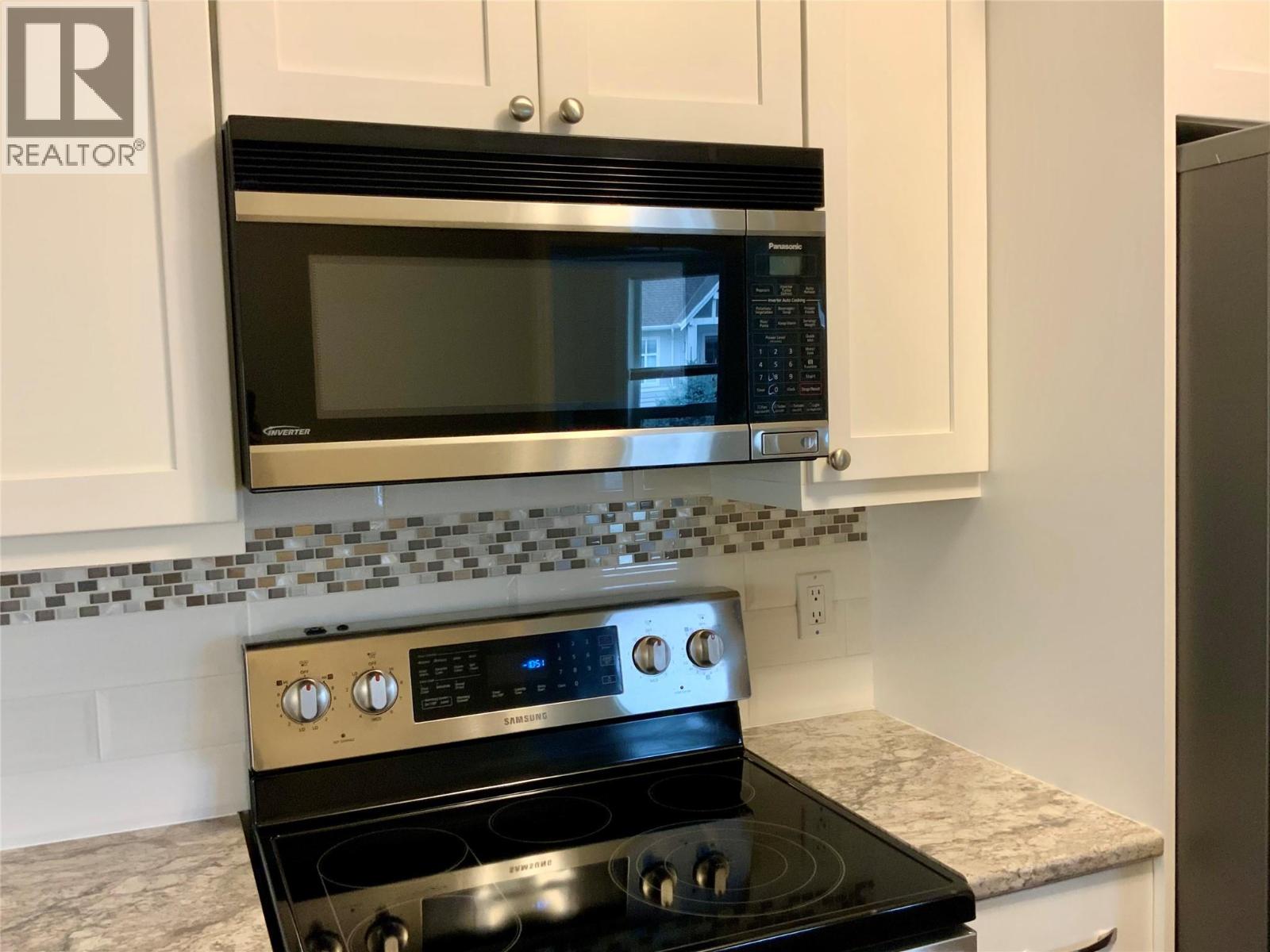 3300 Centennial Drive Unit# 411, Vernon