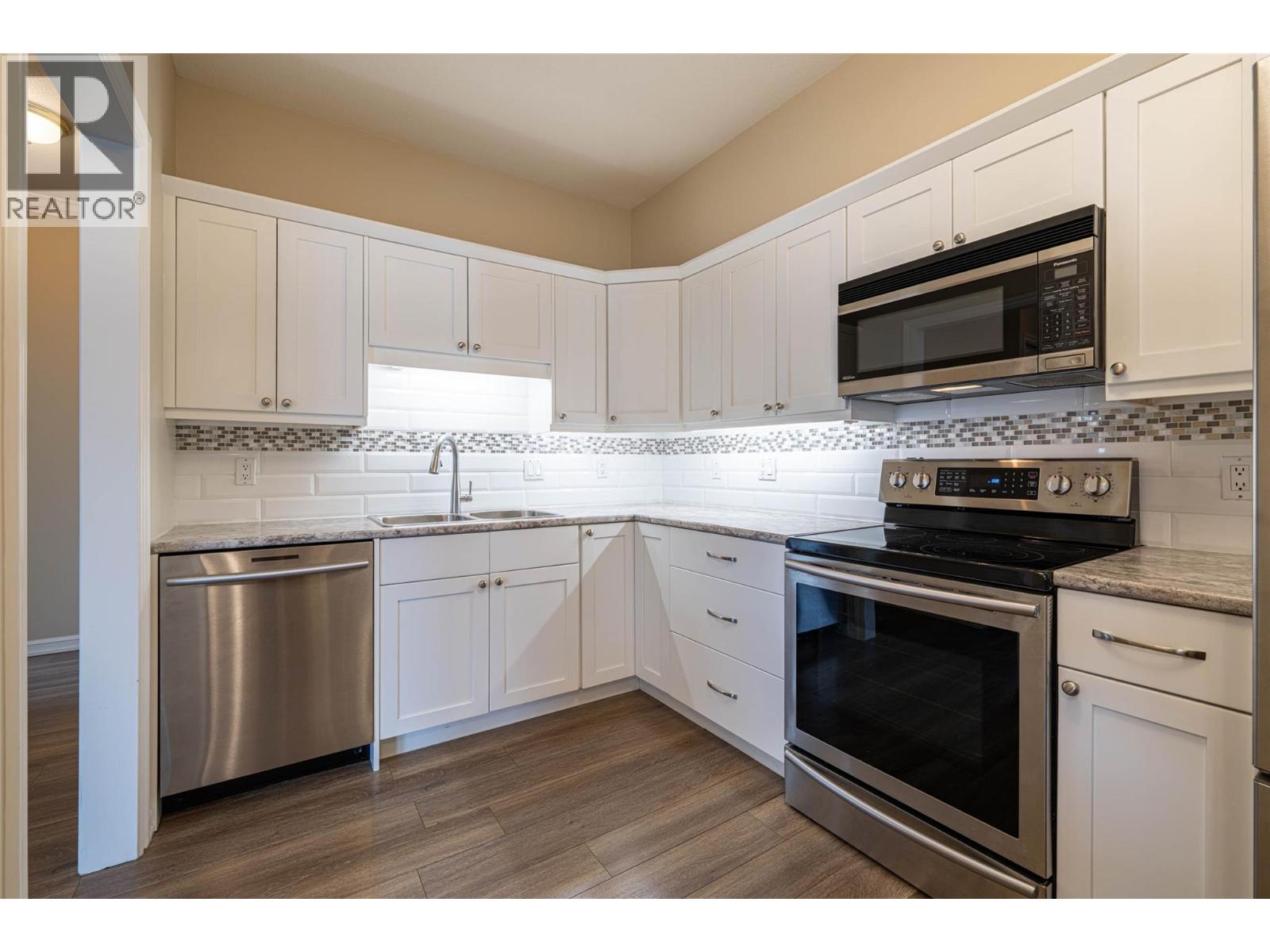 3300 Centennial Drive Unit# 411, Vernon