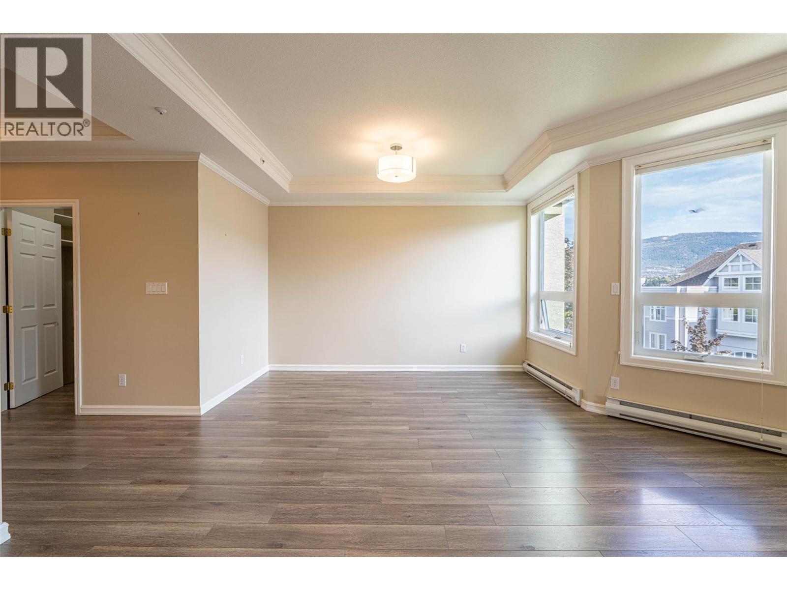 3300 Centennial Drive Unit# 411, Vernon