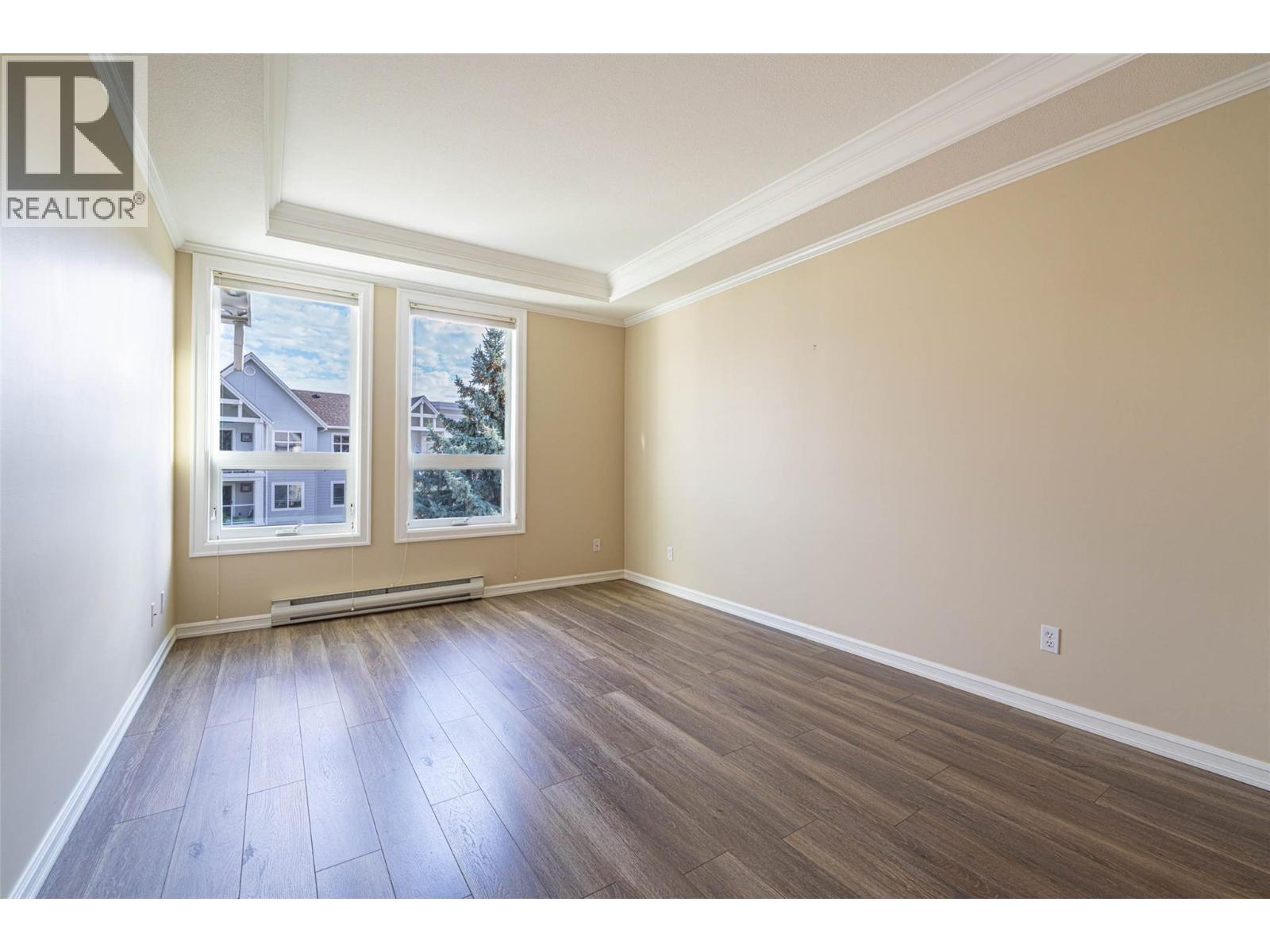 3300 Centennial Drive Unit# 411, Vernon