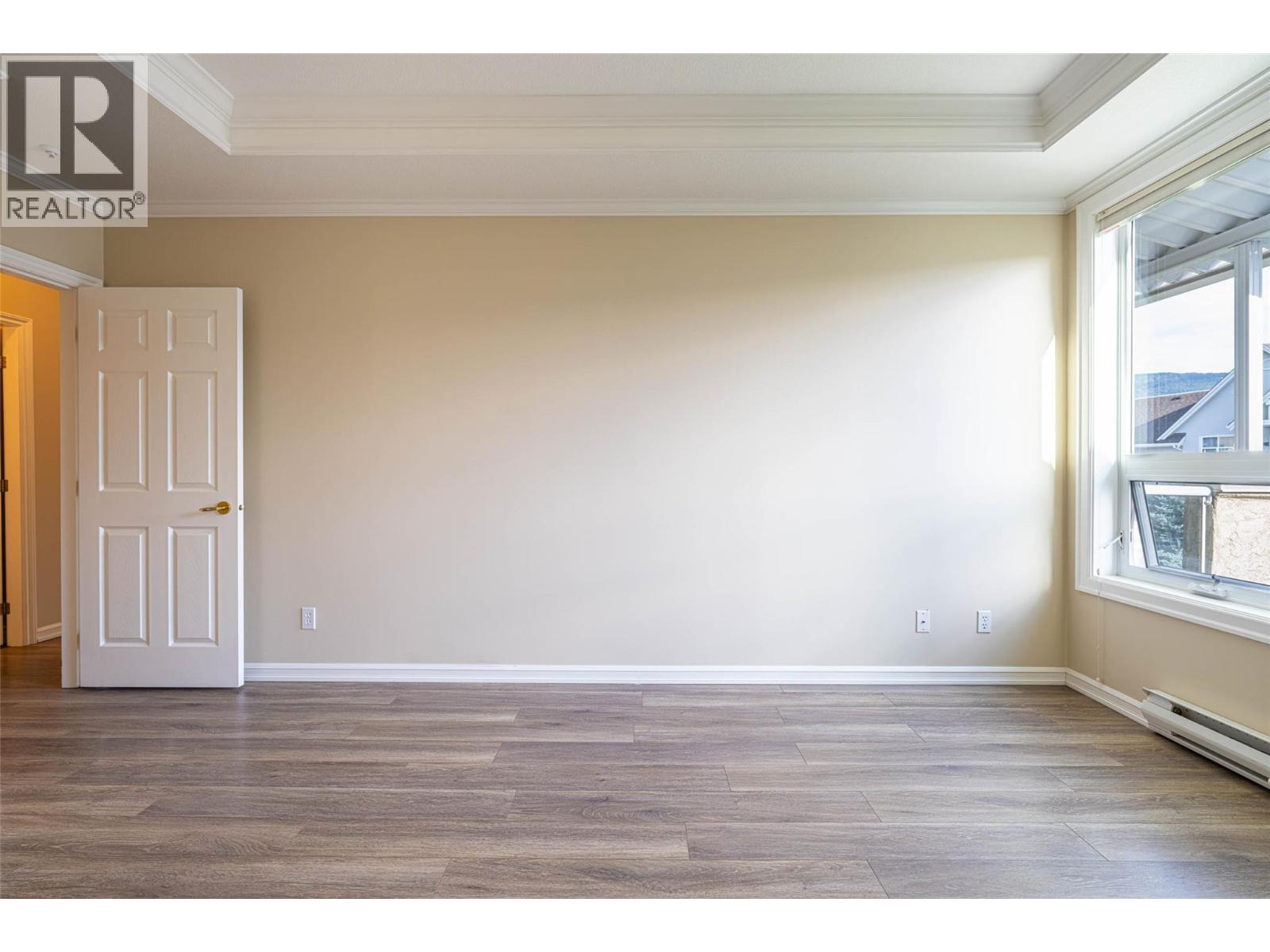 3300 Centennial Drive Unit# 411, Vernon