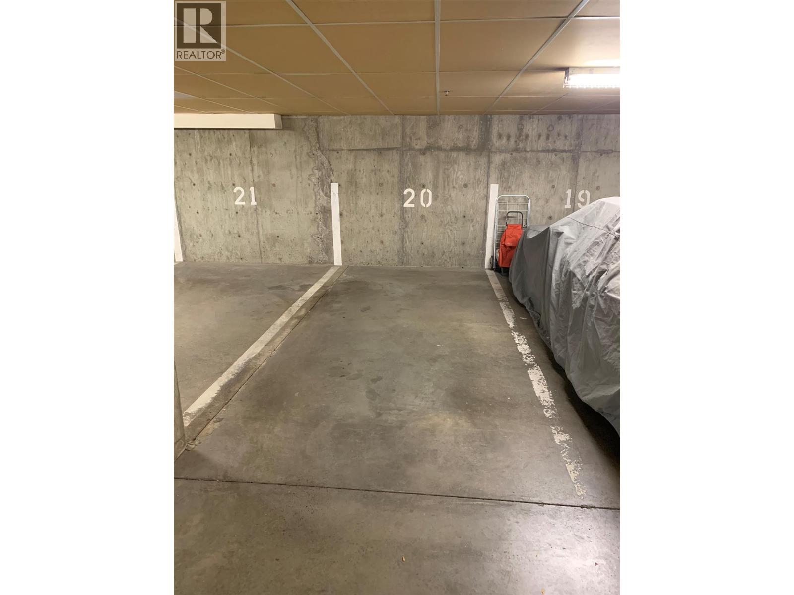 3300 Centennial Drive Unit# 411, Vernon