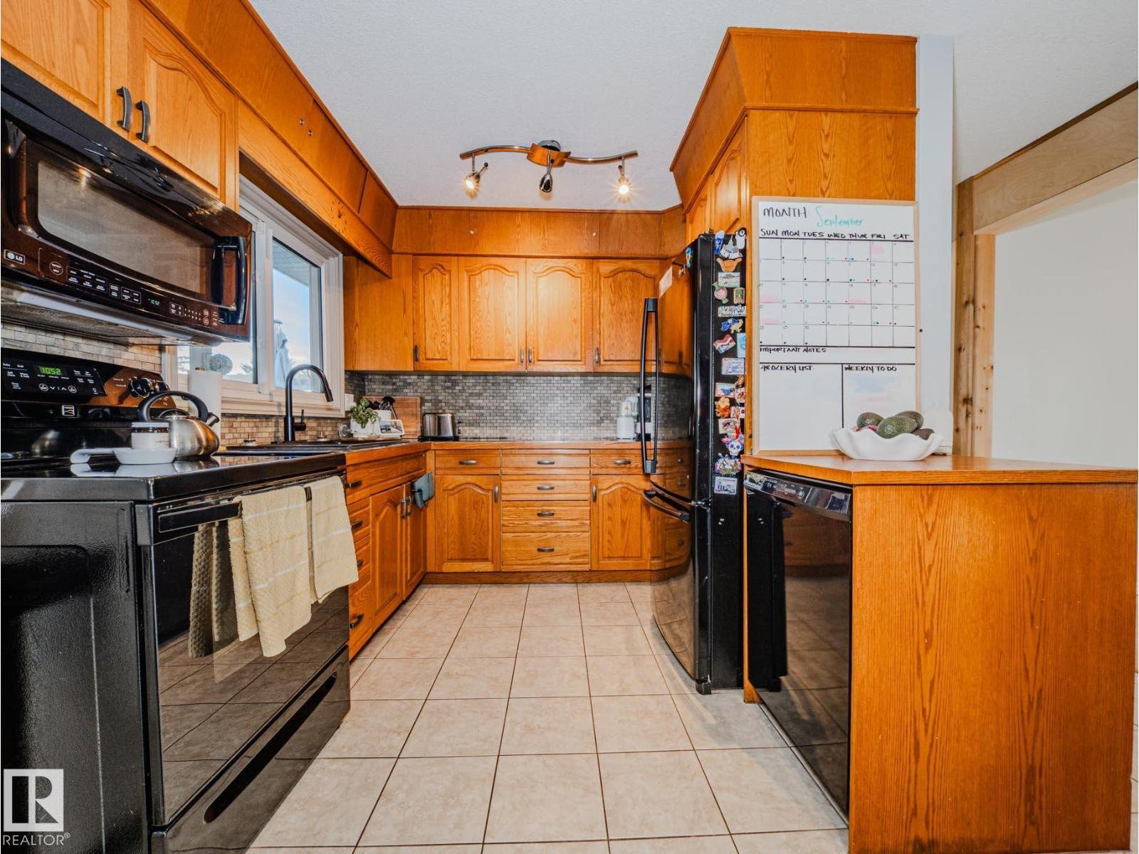 97 MARION DR, Sherwood Park