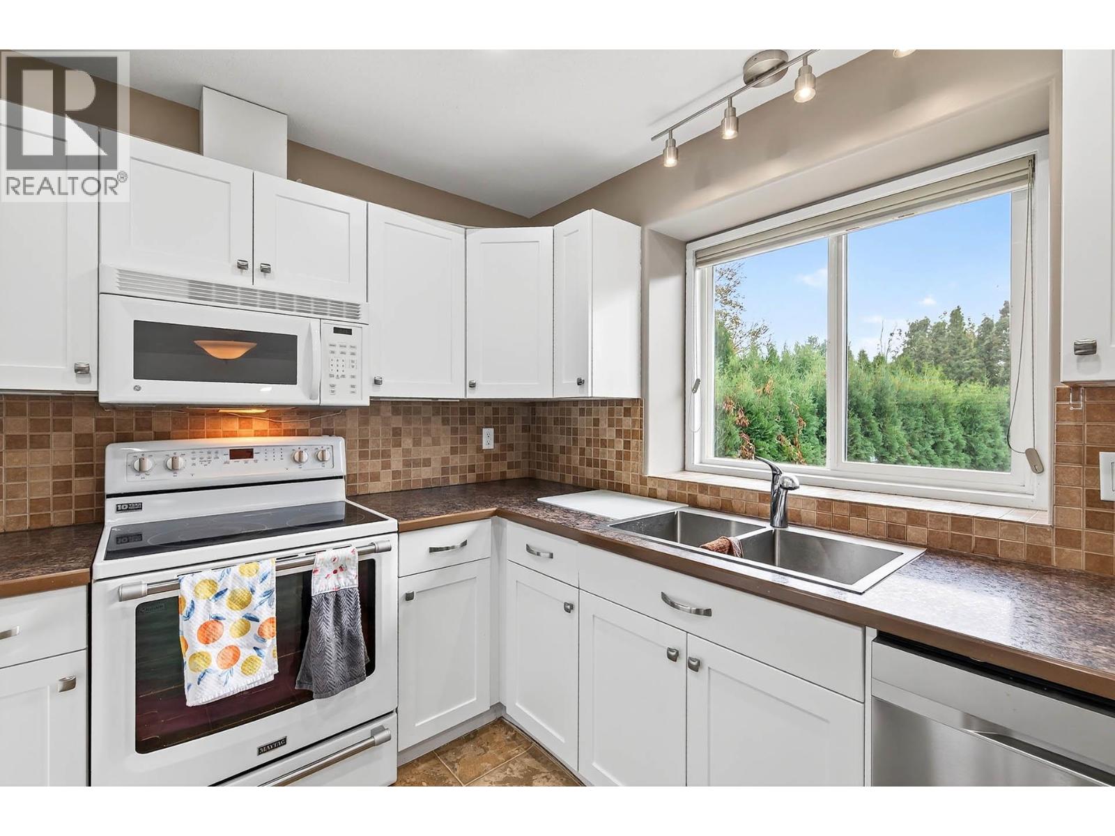 787 MORVEN Drive, Kamloops