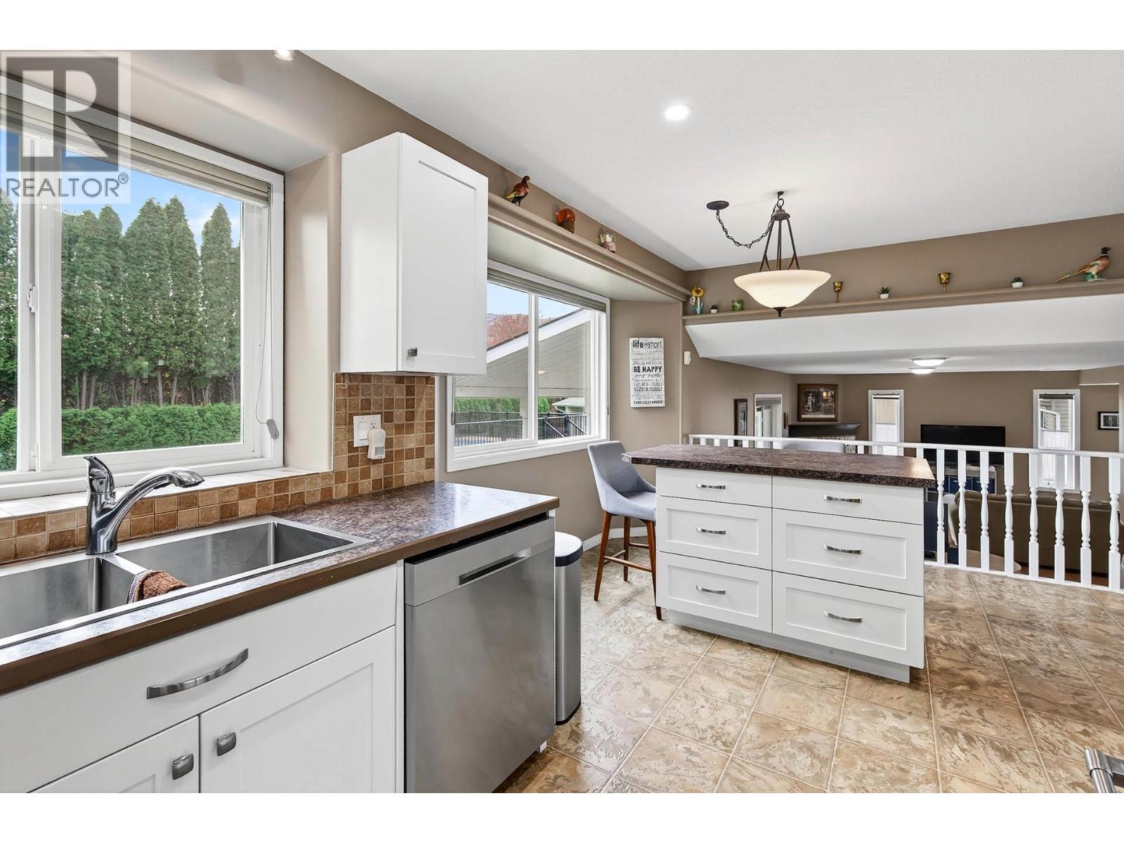 787 MORVEN Drive, Kamloops