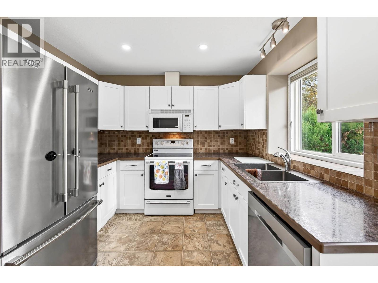 787 MORVEN Drive, Kamloops