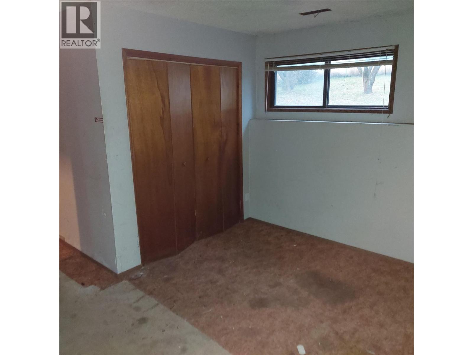  6942 Longacre Drive, Vernon