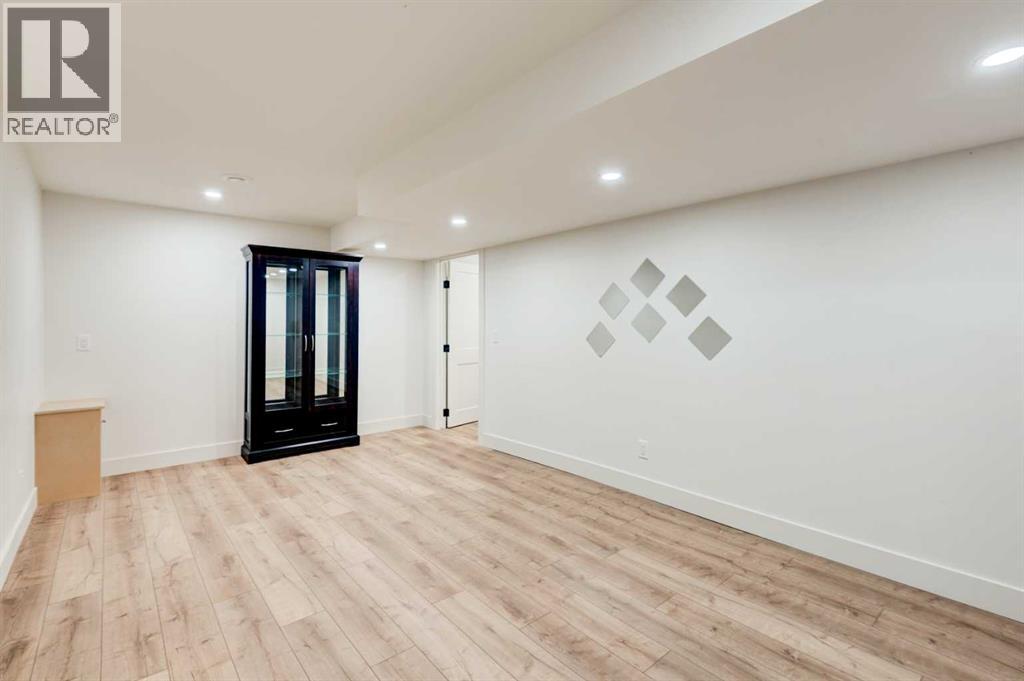 Single Family House 4 Level for Sale in  Millrise Lane SW Millrise Calgary 