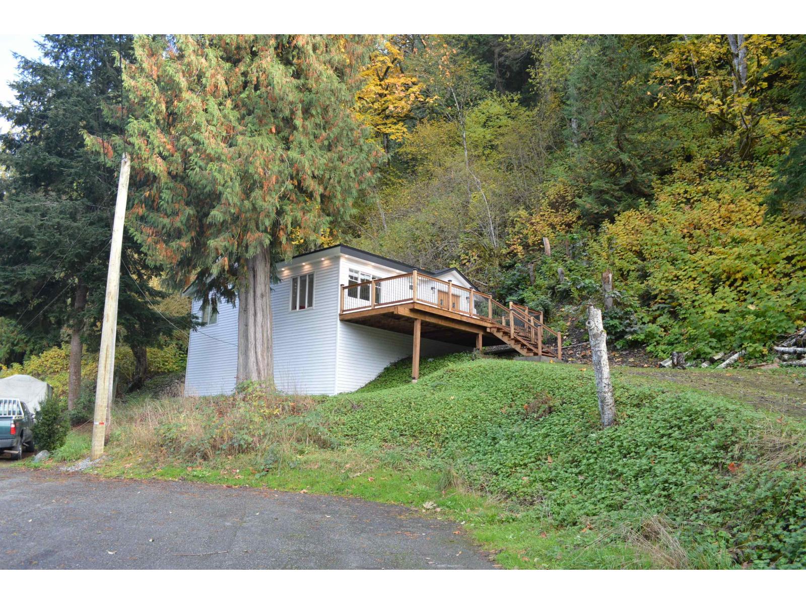 45992 GURNEY ROAD, Cultus Lake East, Cultus Lake