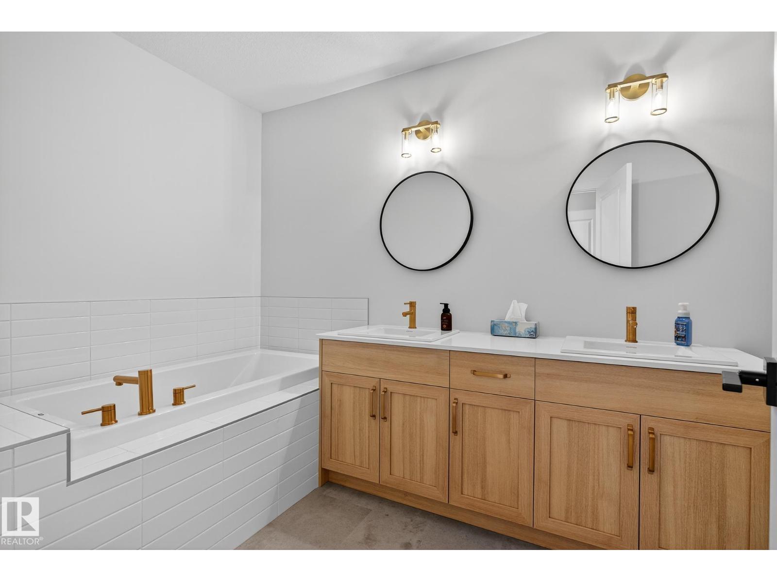 140 RANCHER RD, Ardrossan