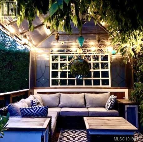 660 Frayne Rd, Mill Bay