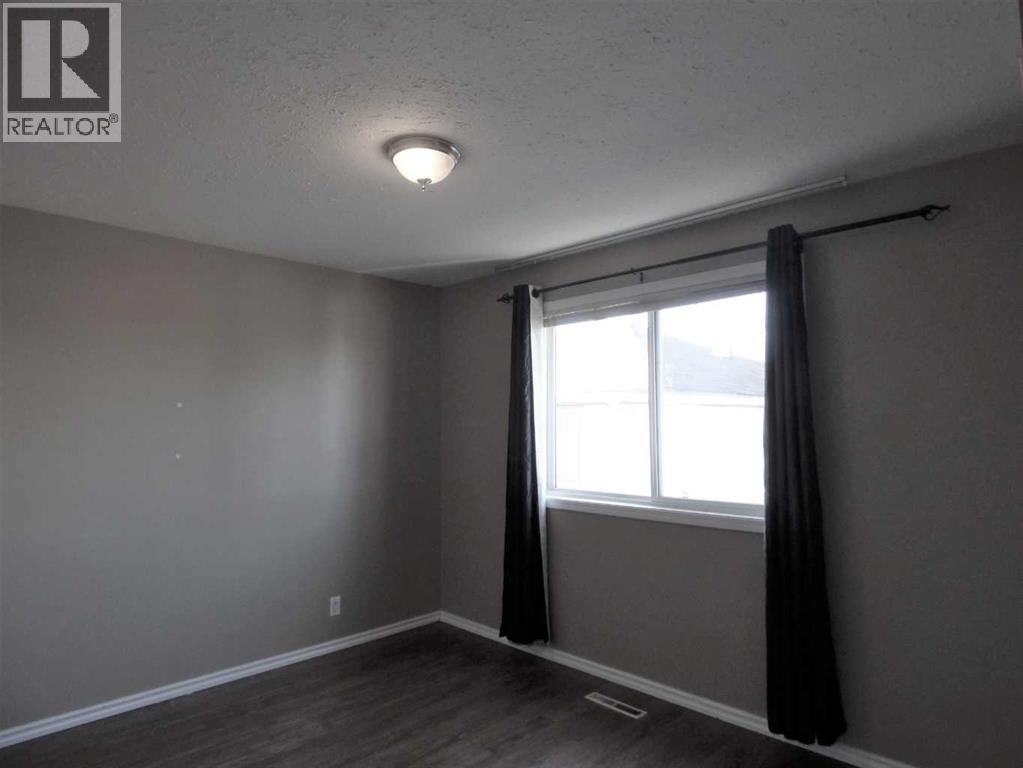 10322 104 Avenue, Lac La Biche