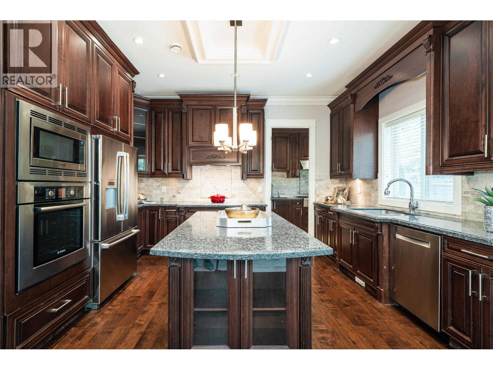 5631 CHEMAINUS DRIVE, Richmond