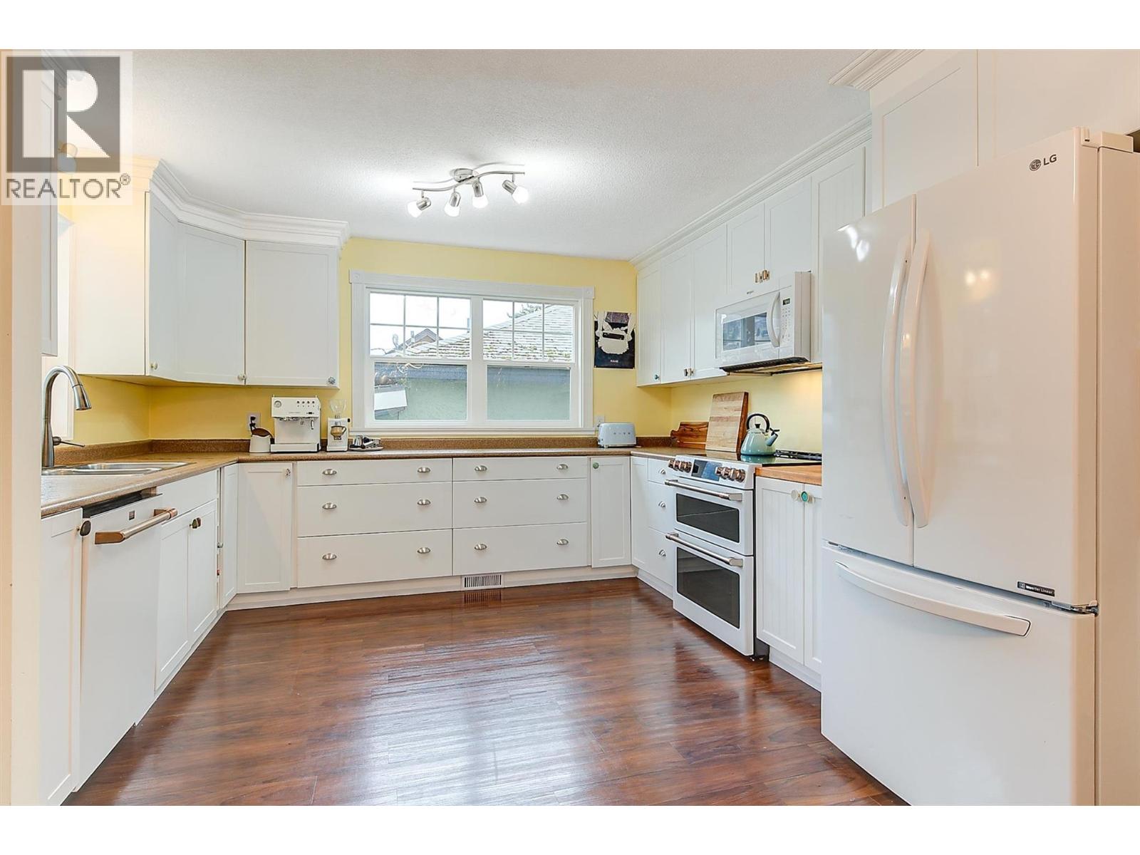  640 ROANOKE Avenue, Kelowna