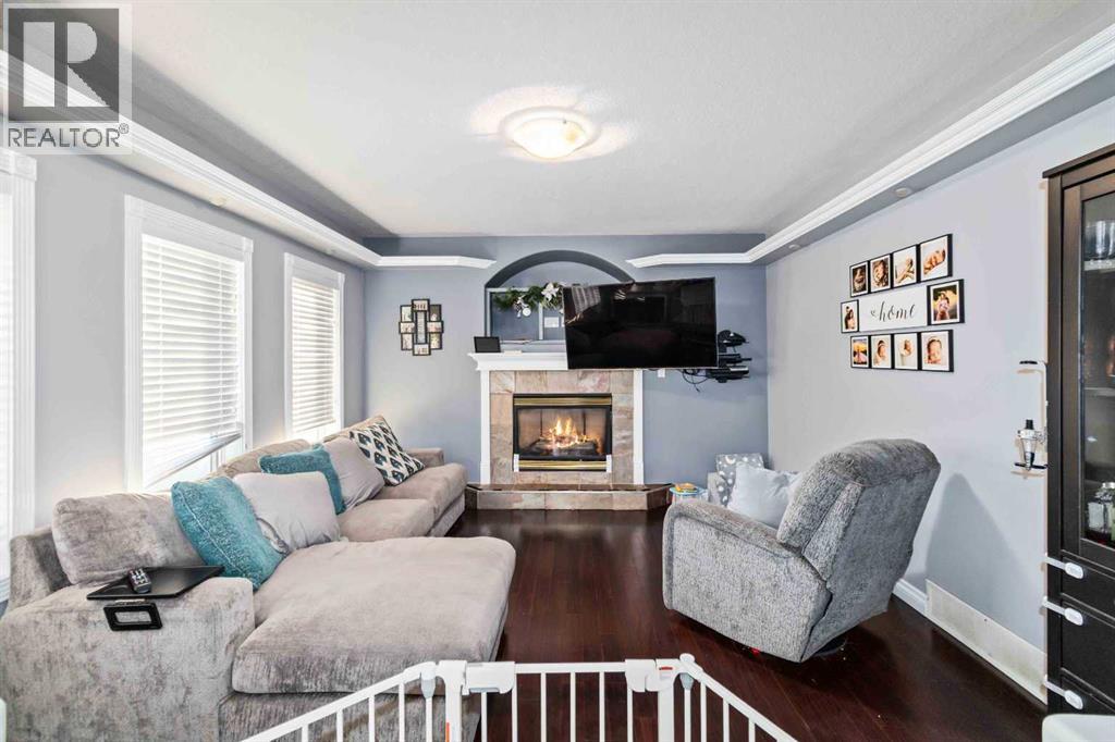 328 Burton Place, Fort McMurray