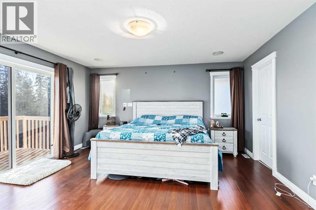 328 Burton Place, Fort McMurray