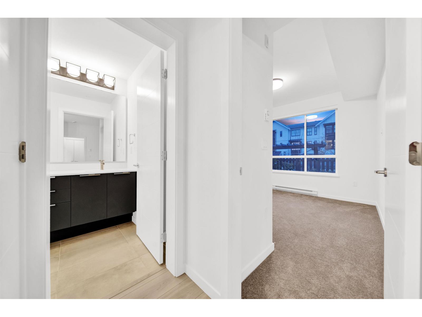 109 7936 206 STREET, Langley