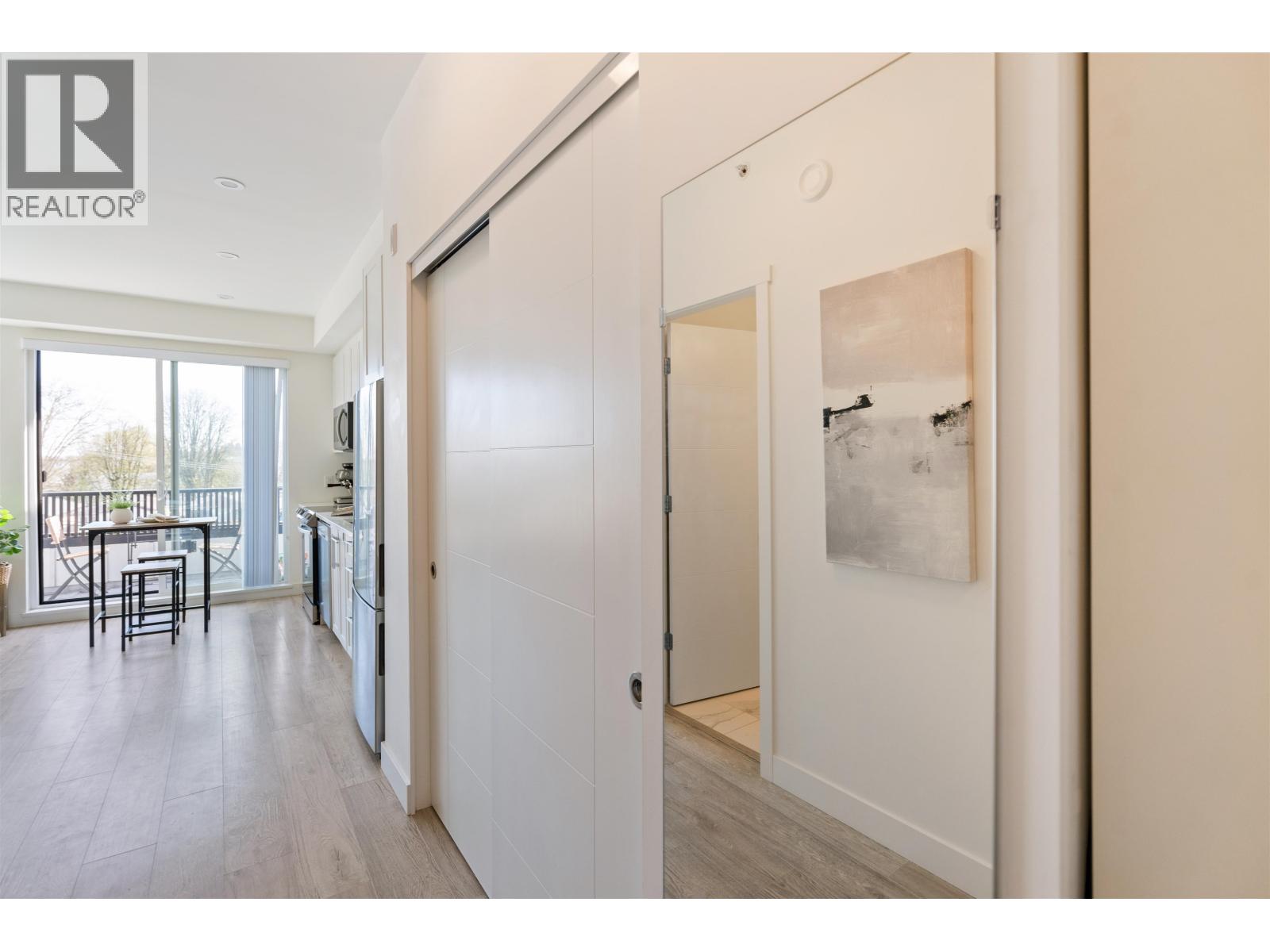 404 2160 GRANT AVENUE, Port Coquitlam