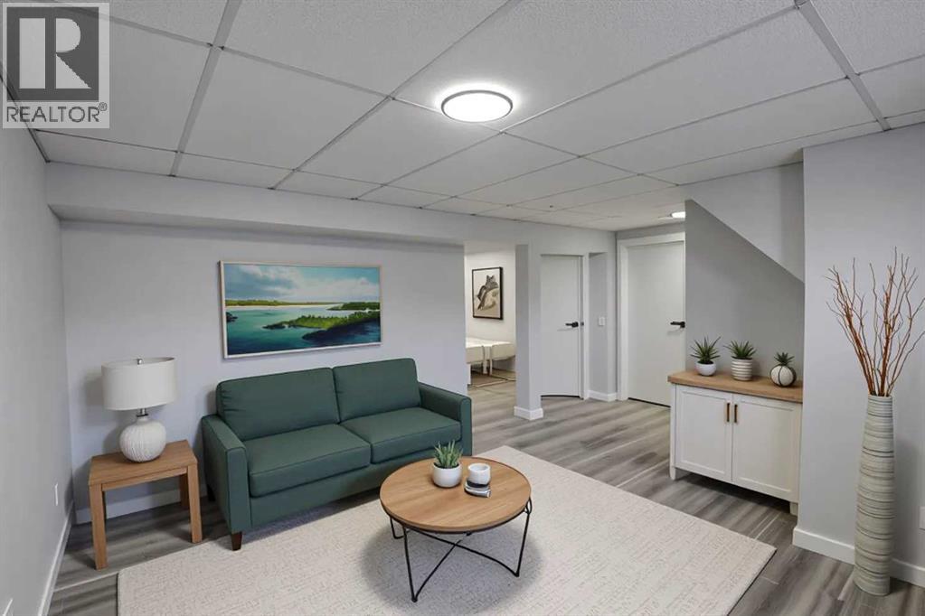 Single Family House Bi-level for Sale in  Ogmoor Crescent SE Ogden Calgary 