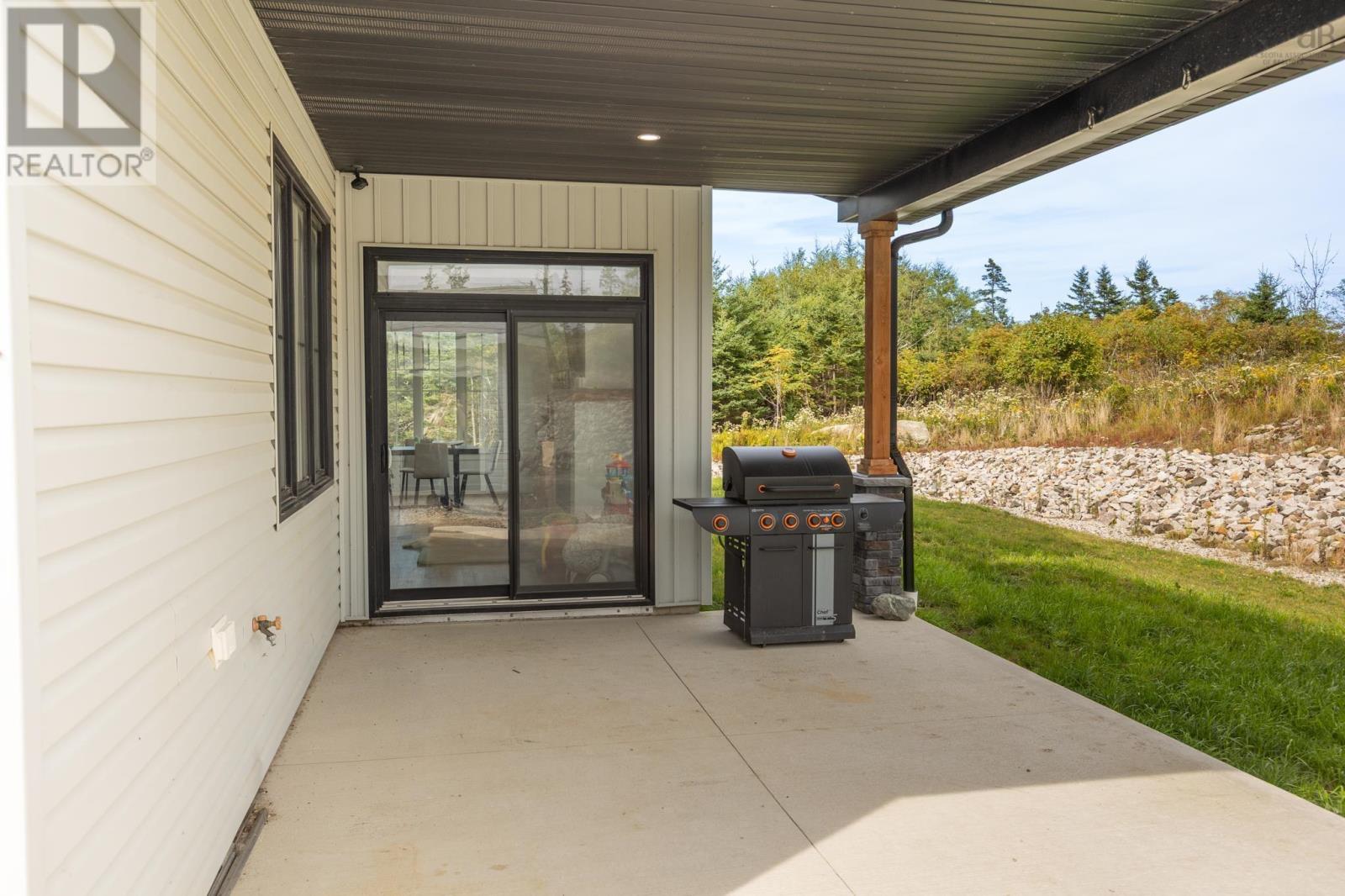 Property 6 of 39 of 35 Seeland Avenue