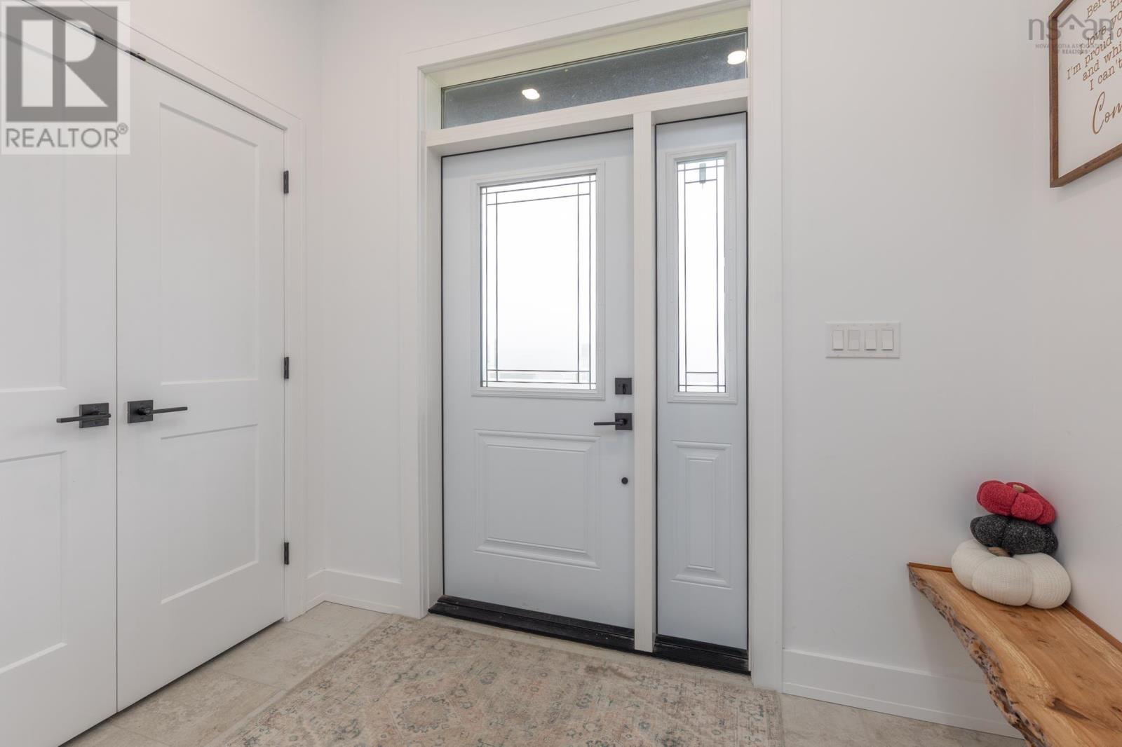 Property 14 of 39 of 35 Seeland Avenue