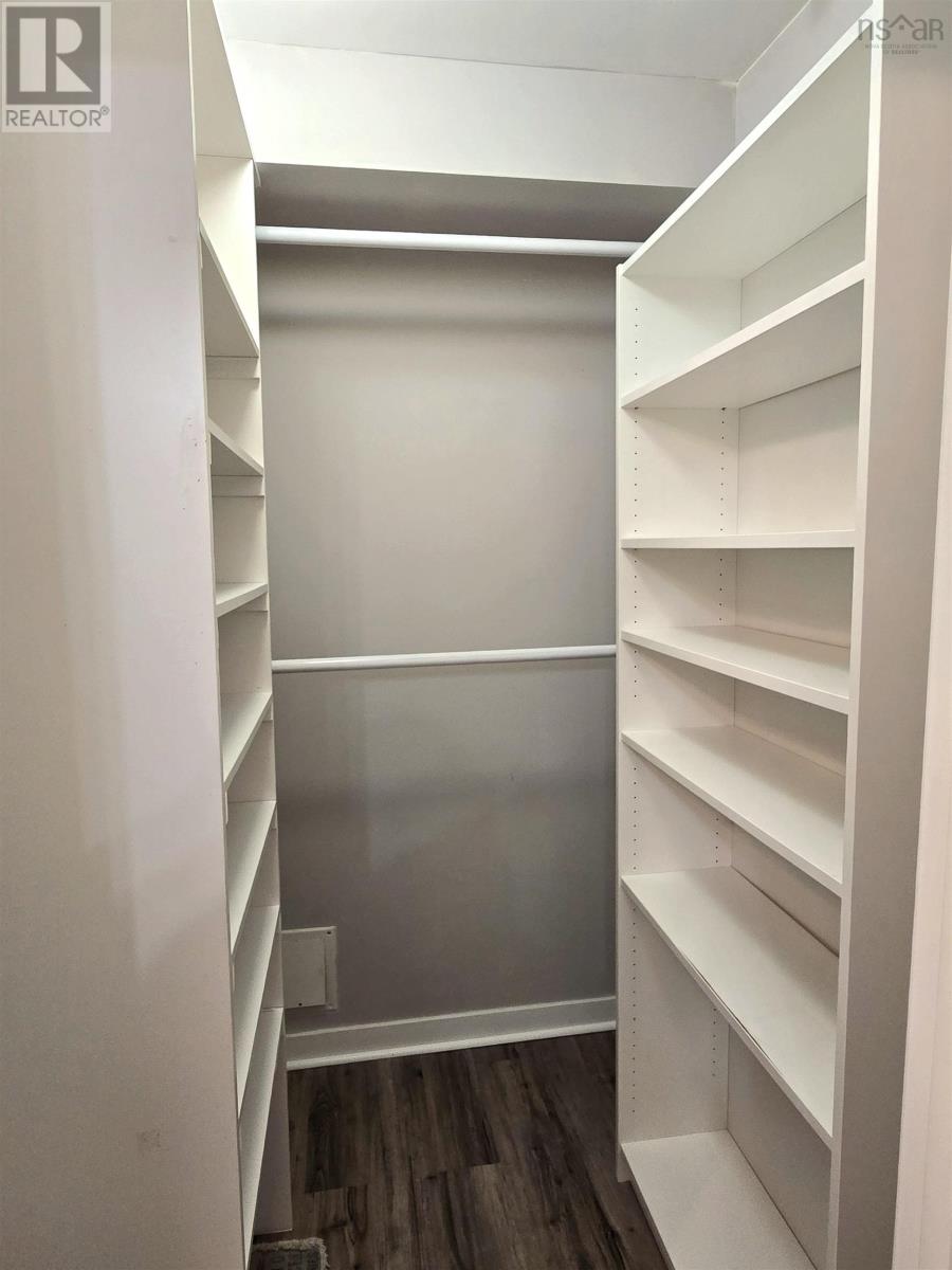 Property 14 of 16 of 208 41 Moirs Mill Road