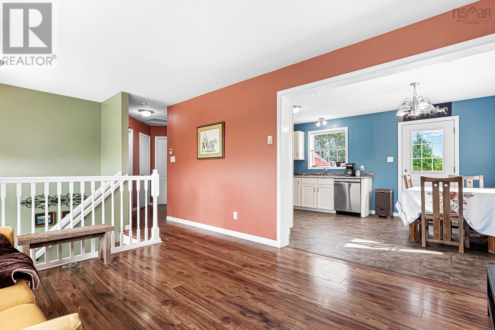 Property 8 of 39 of 579 Highway 1