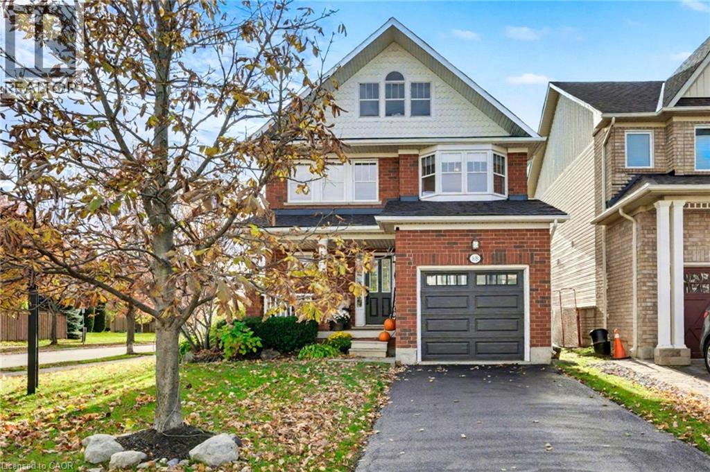 88 BUTTERCUP Crescent