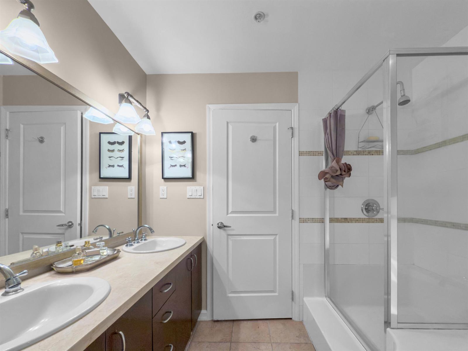 603 1550 MARTIN STREET, White Rock