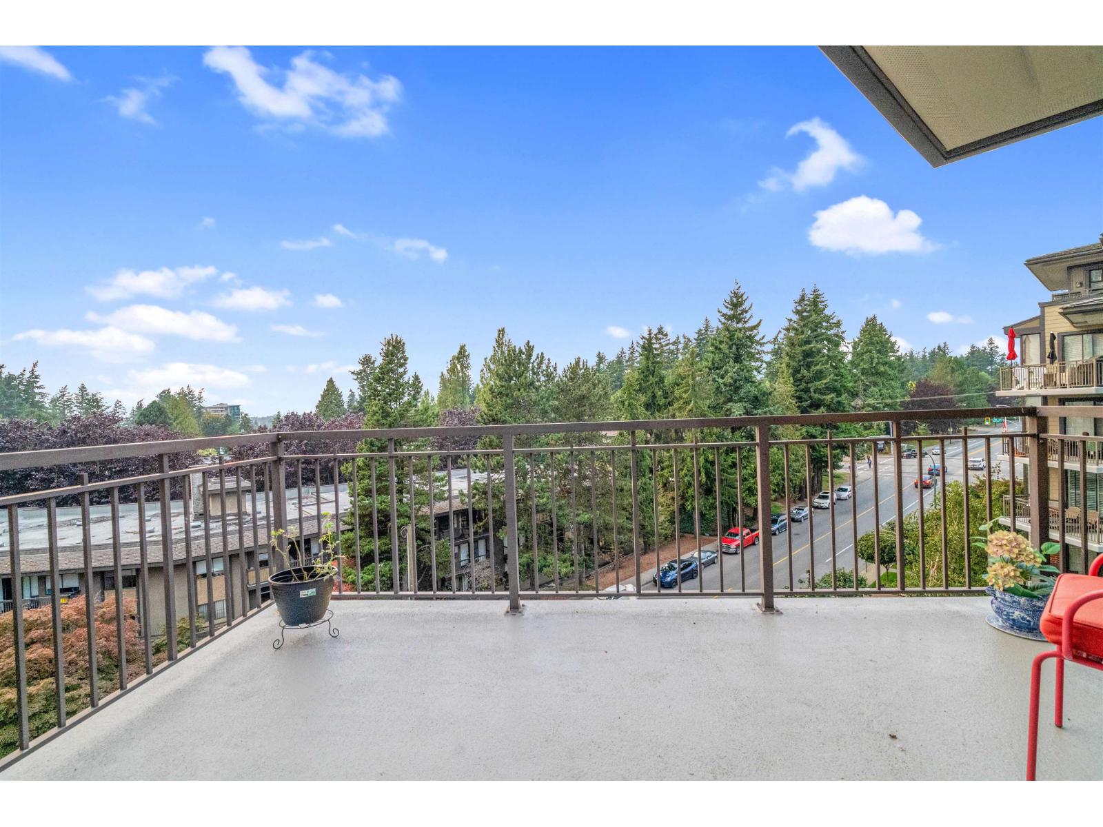 603 1550 MARTIN STREET, White Rock