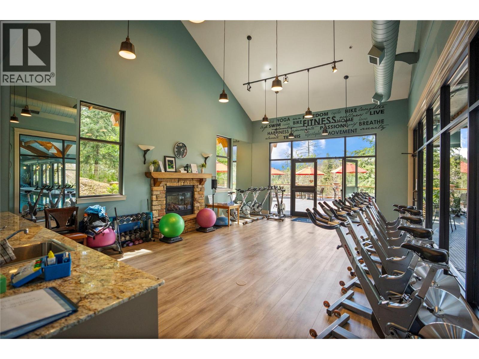 501 Vardon Lane, Vernon