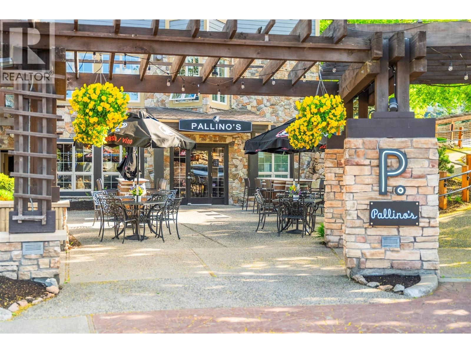 501 Vardon Lane, Vernon