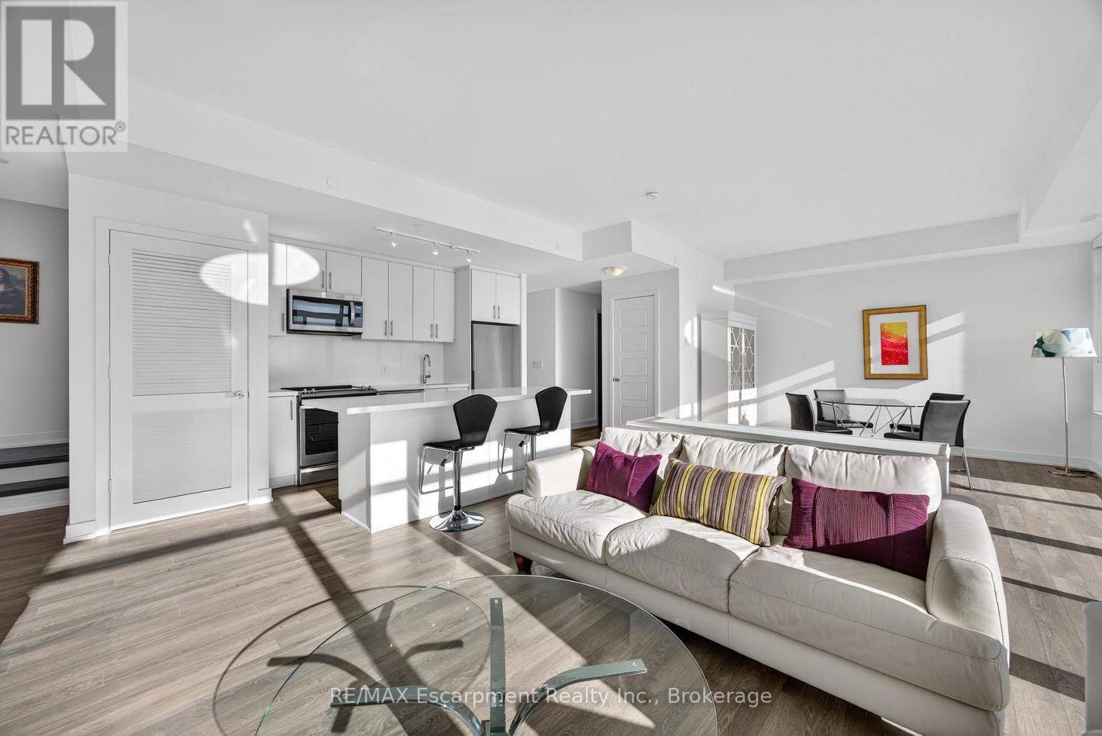 #125 317 BROWARD WAY - 20